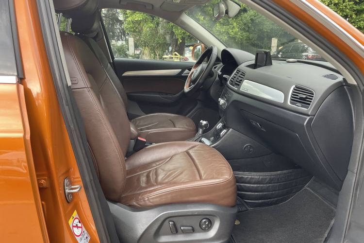 Used Audi Q3 2016 35 TFSI Collection Edition quattro Enjoyment Model
