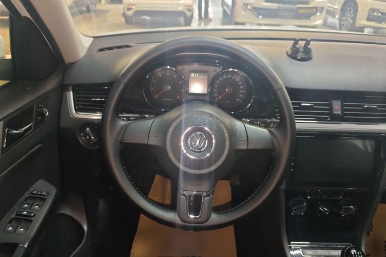 Used Volkswagen Bora 2014 1.6L Manual Comfort Model
