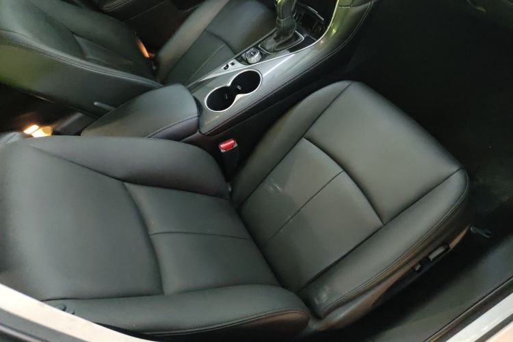 Used Infiniti Q50L 2022 2.0T Comfort Edition Right Front Seat