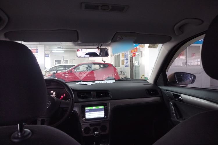 Used Volkswagen Lavida 2013 Revised Classic 1.6L Manual Fashion Edition