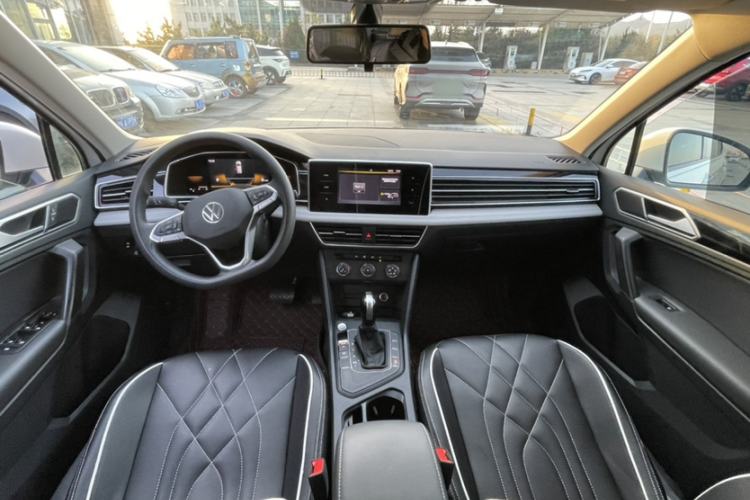 Used Volkswagen Tiguan L 2022 330TSI Automatic Two-Wheel Drive Comfort Edition Exterior 7