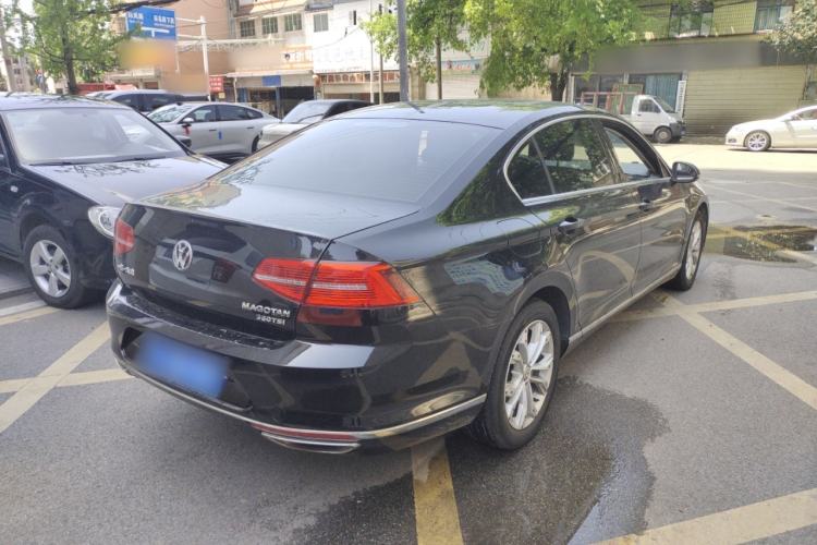 Used Volkswagen Magotan 2018 Facelift 380TSI DSG Luxury Version
