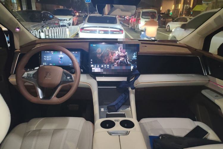 Used BYD Xia 2025 DM-i 1.5T 180km Beyond Edition
