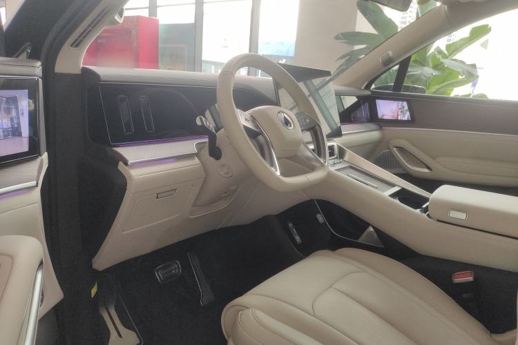 Used Denza N9 2025 Flagship Model