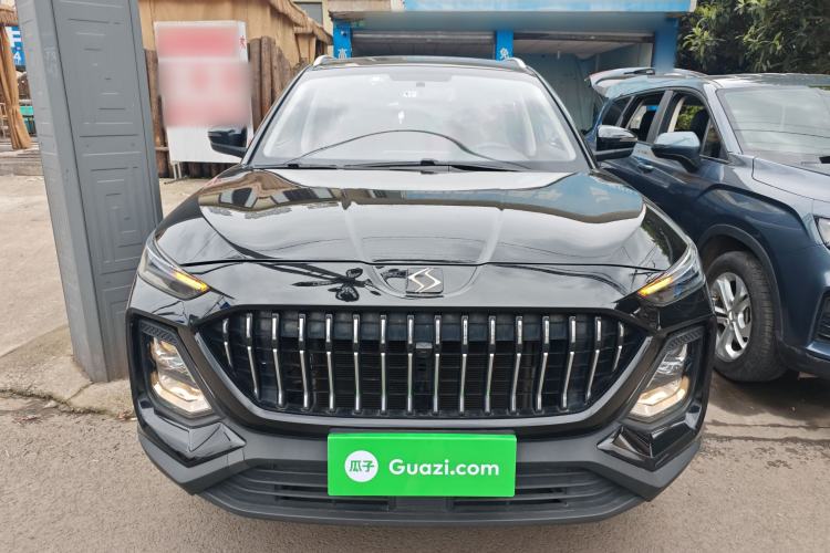 Used SOL X8 2021 300T DCT Leading Smart Connectivity Version 7 Seats
