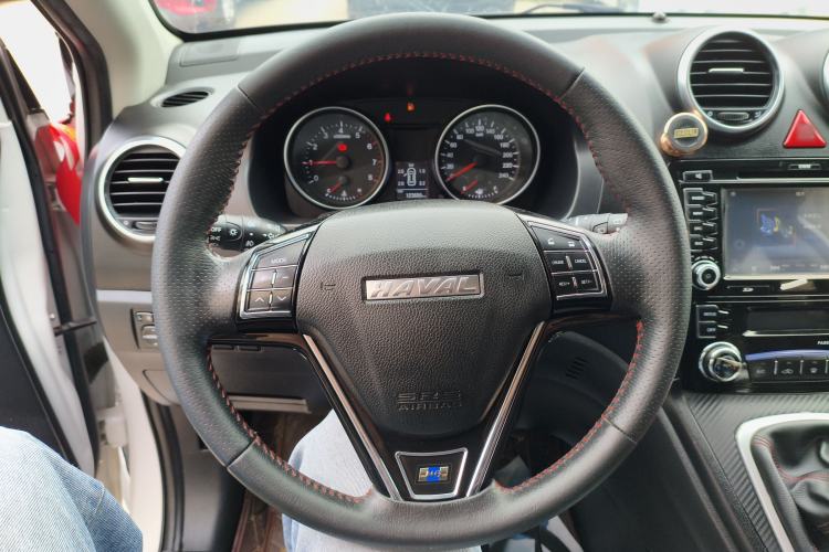 Used Haval H6 2016 Upgraded Model 1.5T Manual Two-Wheel Drive Elite Version Steering Wheel