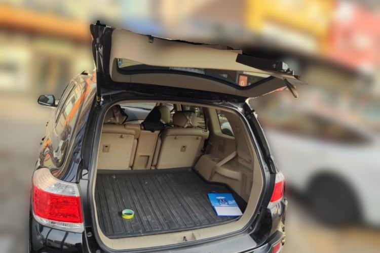 Used Toyota Highlander 2012 2.7L Two-Wheel Drive 7-Seater Luxury Edition