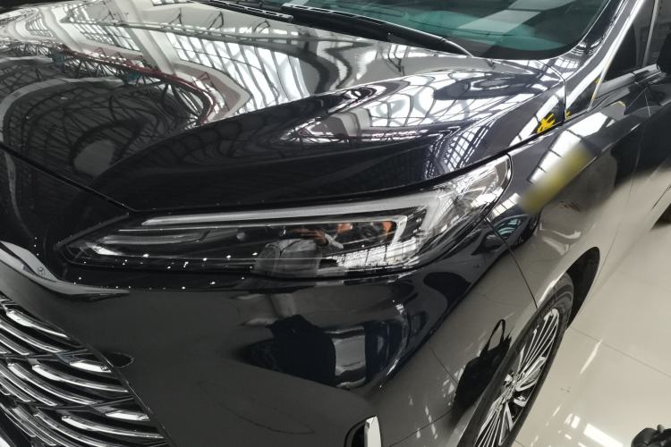 Used Buick GL8 New Energy 2025 Lu Shang Luxury Edition 7-Seater Left Front Headlight