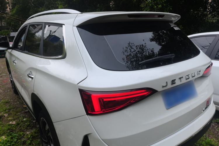 Used JETOUR X90 2019 1.5T Manual Smart Enjoyment Version 6 Seats China VI Standard
