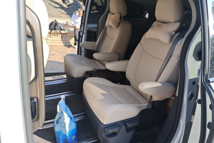 Used Toyota SIENNA 2023 2.5L Hybrid Comfort Edition Left Rear Seat