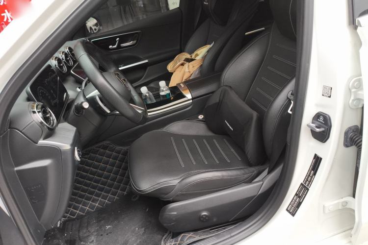 Used Mercedes-Benz C-Class 2023 Revised C 200 L Sport Edition Left Front Seat