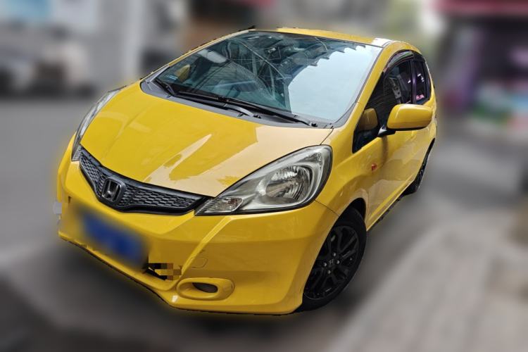 Used Honda Fit 2011 1.3L automatic comfort version