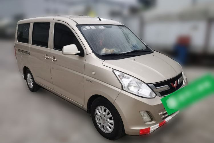Used Wuling Rongguang V 2018 1.5L Standard Version Front Right 45 Deg