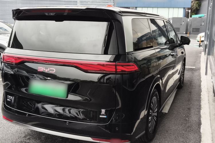 Used BYD Xia 2025 DM-i 1.5T 180km Excellence Model Rear Right 45 Deg