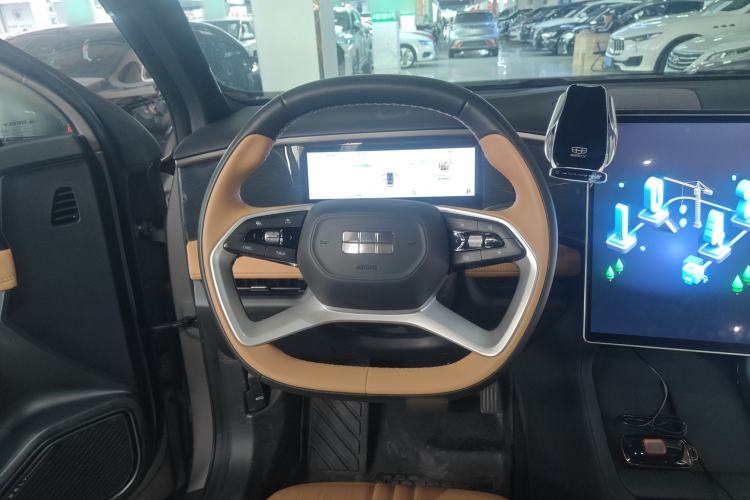 Used Geely Galaxy L7 2024 1.5T 115 km PLUS Dragon Edition
