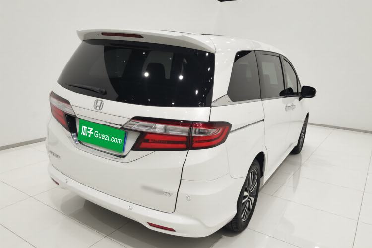 Used Honda Odyssey 2018 2.4L Luxury Edition
