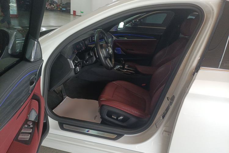 Used BMW 5 Series 2022 Second Facelift 530Li Leading Edition M Sport Package