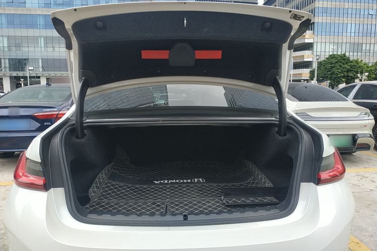 Used BMW i3 2024 eDrive 35 L Trunk