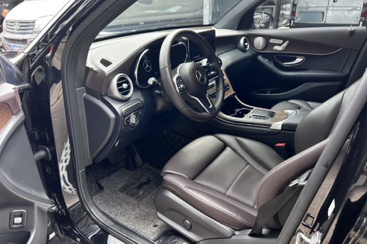 Used Mercedes-Benz GLC 2022 Refreshed GLC 300 L 4MATIC Dynamic Edition
