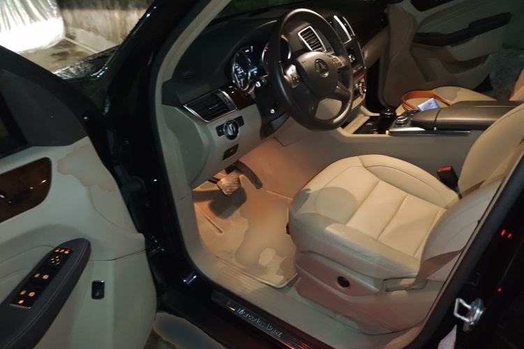 Used Mercedes-Benz M-Class 2012 ML 350 Sport Edition Driver Seat