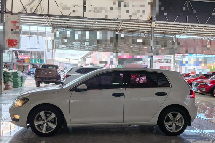 Used Volkswagen Golf 2016 180TSI Automatic Comfort Model
