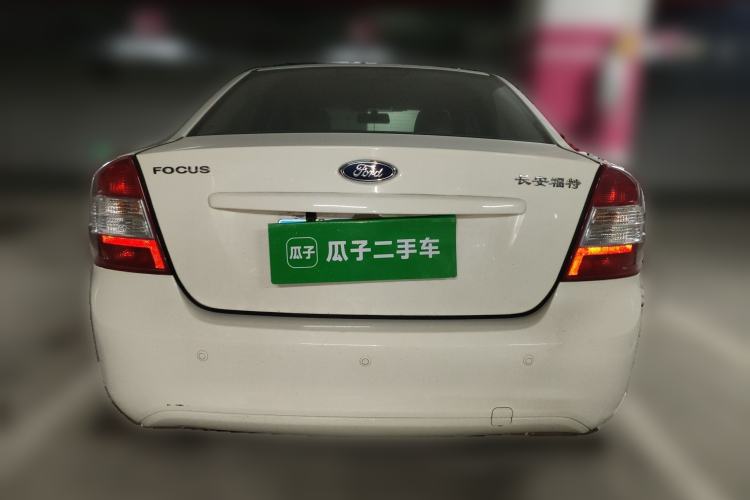 Used Ford Focus 2013 Sedan Classic 1.8L Automatic Fashion Edition
