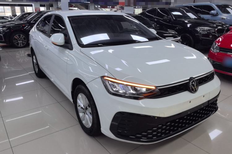 Used Volkswagen Lavida 2025 New Sharp 1.5L Outstanding New Edition Front Right 45 Deg