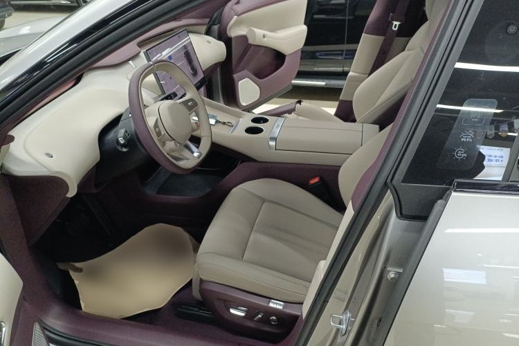 Used Xiaomi Auto YU7 2025 Ultra-Long Range All-Wheel Drive Pro Version
