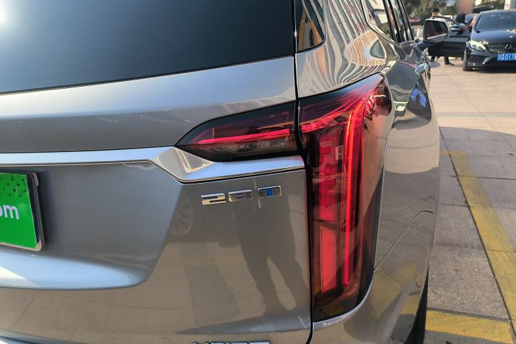 Used Cadillac XT6 2022 2.0T 7-Seater Two-Wheel Drive Luxury Version