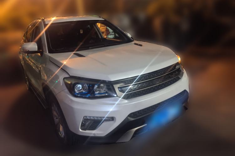 Used Changan CS75 2017 Shangkui Edition 1.5T Manual Fengxiang Model
