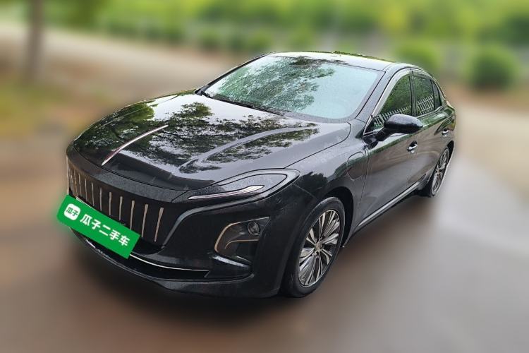 Used Hongqi E-QM5 2022 431 km Charge & Enjoy Edition