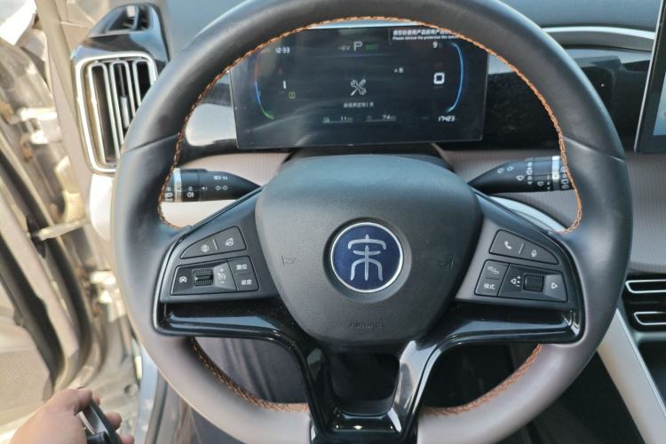 Used BYD Song Pro New Energy 2023 Champion Edition DM-i 71KM Navigation Model