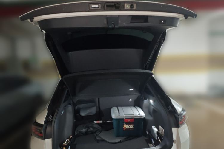 Used Volkswagen ID.4 CROZZ 2021 Long-Range PRO Two-Wheel Drive Version Trunk