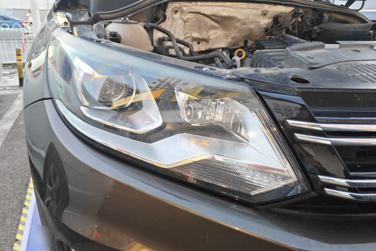 Used Volkswagen Tiguan L 2016 280TSI Automatic Two-Wheel-Drive Silk Road Style Edition
