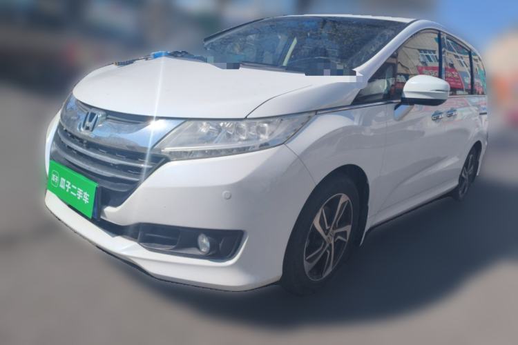 Used Honda Odyssey 2015 Revised Version 2.4L Supreme Edition