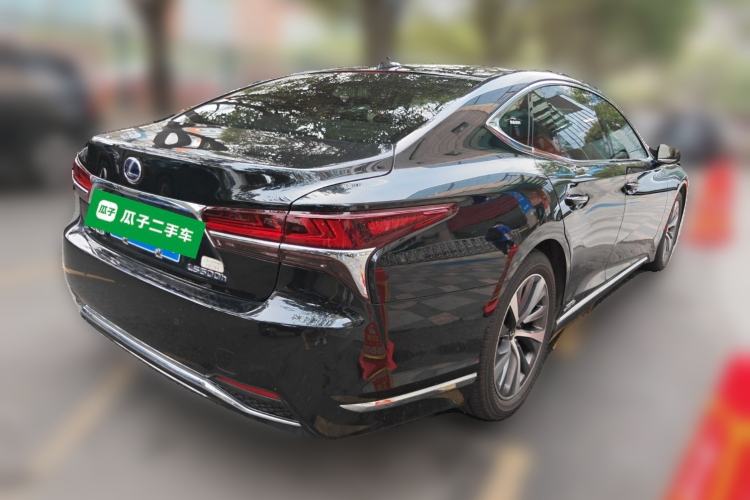 Used Lexus LS 2018 500h Excellence Edition China VI standard