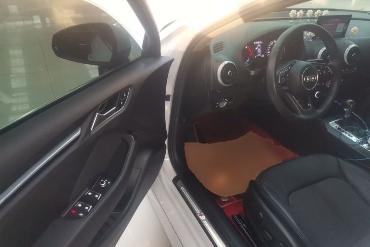 Used Audi A3 2018 30th Anniversary Edition Limousine 35 TFSI Fashion Model
