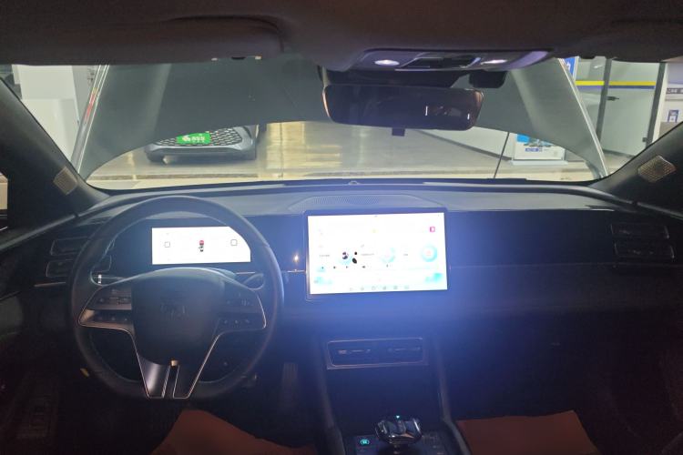 Used BYD Qin L 2024 DM-i 80KM Beyond Model
