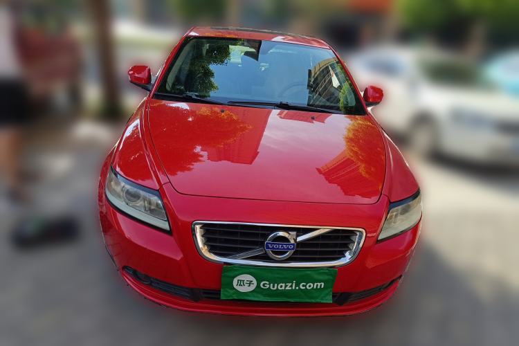 Used Volvo S40 2011 2.0L Automatic ZhiShang Edition