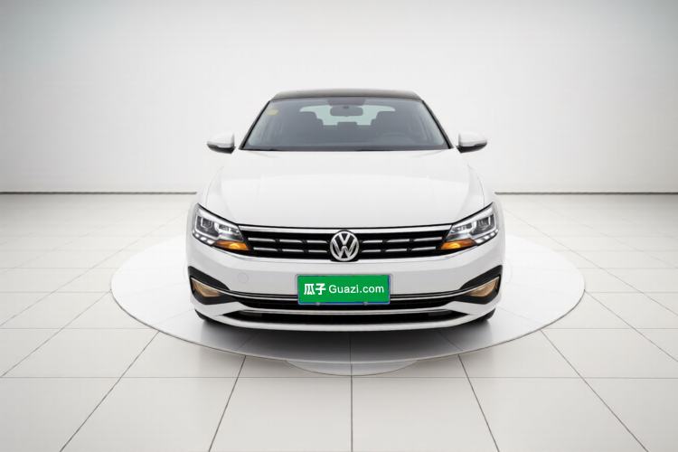 Used Volkswagen Lamando 2019 230TSI DSG Fashion Edition China V Standard