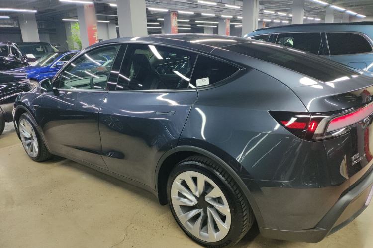 Used Tesla Model Y 2025 Updated Version Long-Range All-Wheel Drive