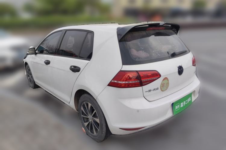 Used Volkswagen Golf 2016 1.6L Automatic Fashion Model
