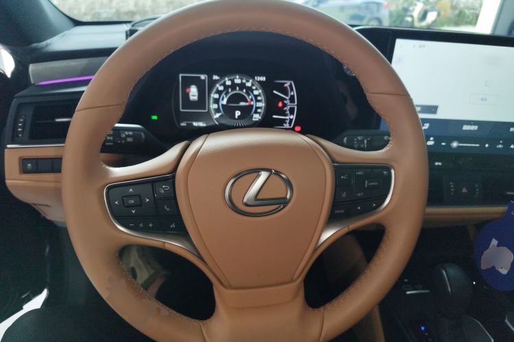 Used Lexus ES 2025 200 Premium Edition