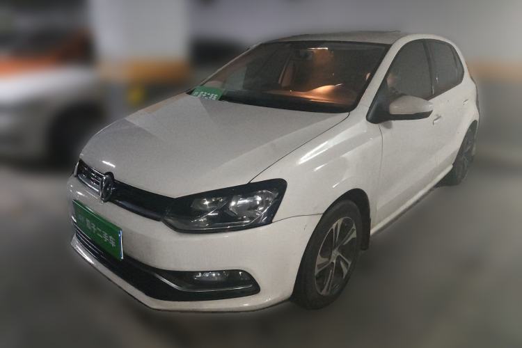 Used Volkswagen Polo 2016 1.6L Automatic Comfort Model

