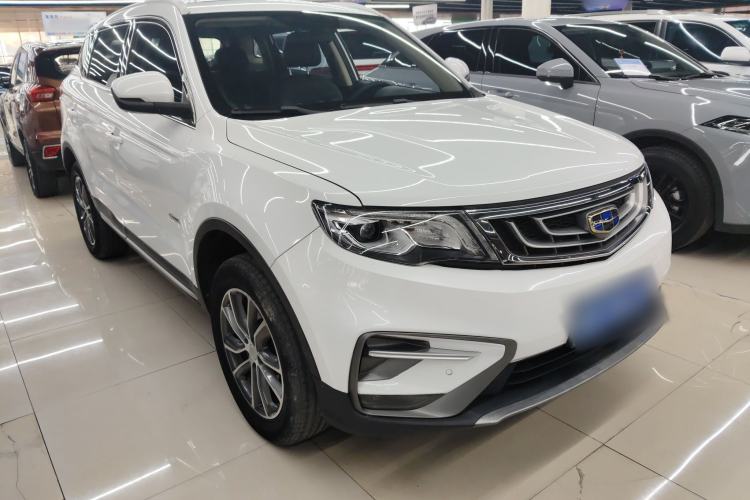 Used Geely Auto Emgrand X7 Sport 2018 1.8TD Automatic Two-Wheel Drive Smart Connect 4G Internet Edition Front Right 45 Deg
