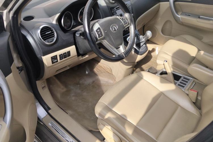 Used Haval H6 2012 2.4L Manual Two-Wheel Drive Elite Version Left Front Seat