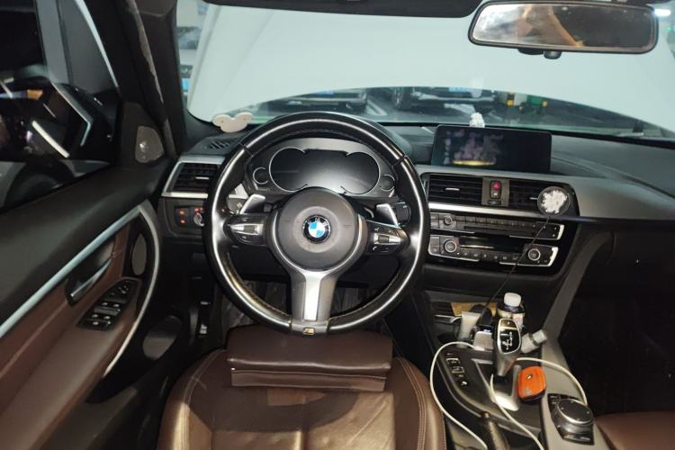 Used BMW 3 Series 2019 320i M Sport Night Edition Steering Wheel