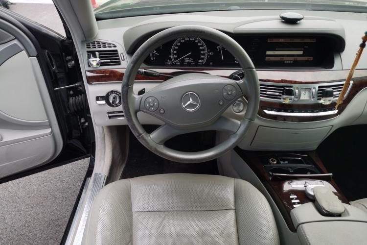 Used Mercedes-Benz S-Class 2010 S 350 L Luxury Model