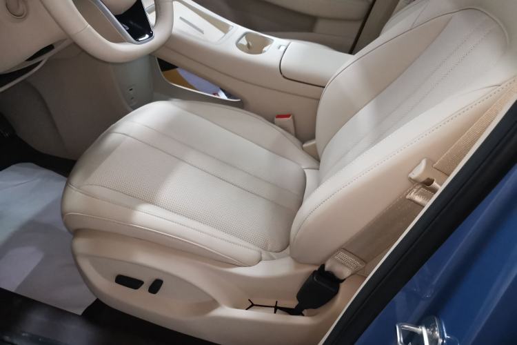 Used Hima H5 2025 Model Range-Extending Max Left Front Seat