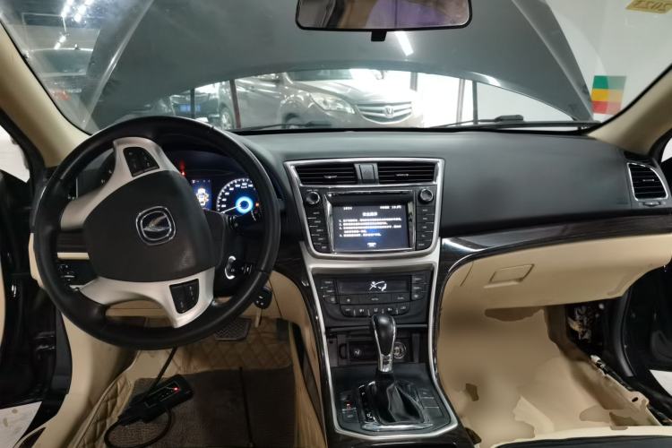 Used CHANGAN Raeton 2014 1.8T Automatic Elite Anniversary Edition China IV Standard